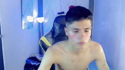 ASCII_ONE live cam on Cam4