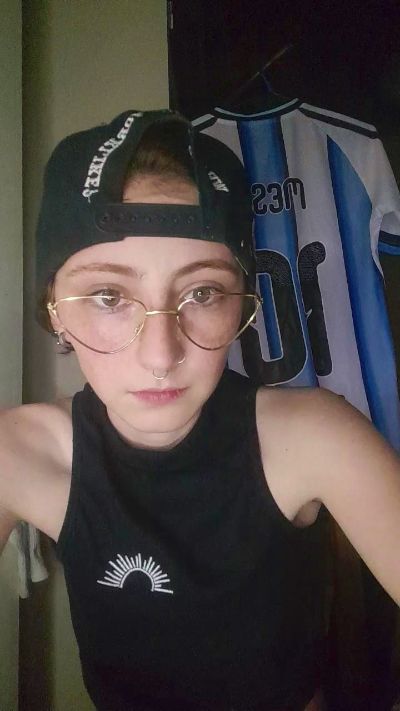 ASTRIDSHINE live cam on Cam4