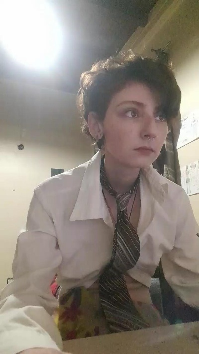 ASTRIDSHINE live cam on Cam4