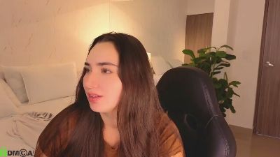 AVA__BLUE live cam on Cam4