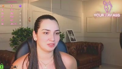 AVA__BLUE live cam on Cam4