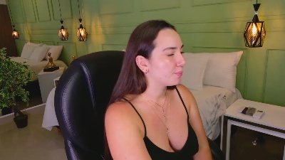 AVA__BLUE live cam on Cam4