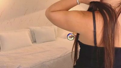 AVA__BLUE live cam on Cam4