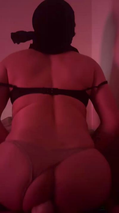 Aasdfech live cam on Cam4