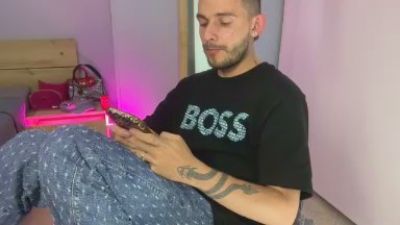 Abad_Burning live cam on Cam4