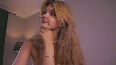 AbbiePinzino live cam on Cam4