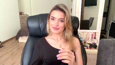 AbbyEflin live cam on Cam4