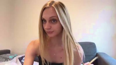 AbbyWeuve live cam on Cam4