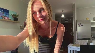 AbbyWeuve live cam on Cam4