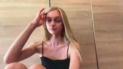 AbbyWeuve live cam on Cam4