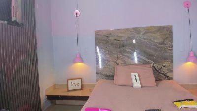 Abbyy_xxxx live cam on Cam4