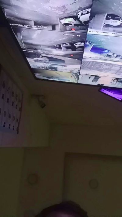 Abracadabra25 live cam on Cam4