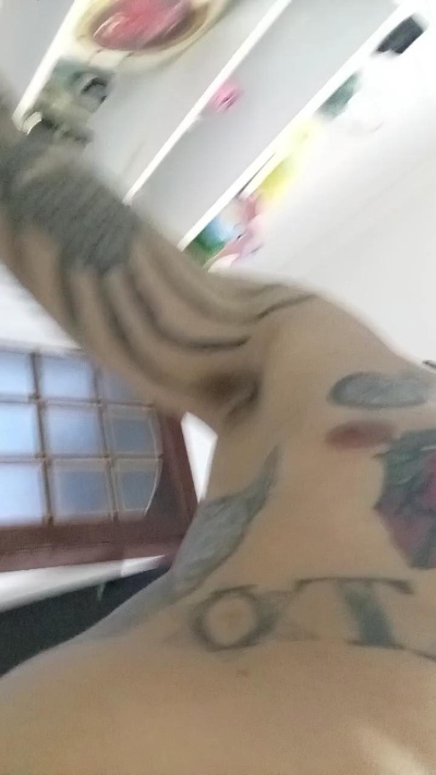 Abrahao22 live cam on Cam4