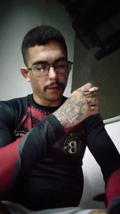 Abrahao22 live cam on Cam4