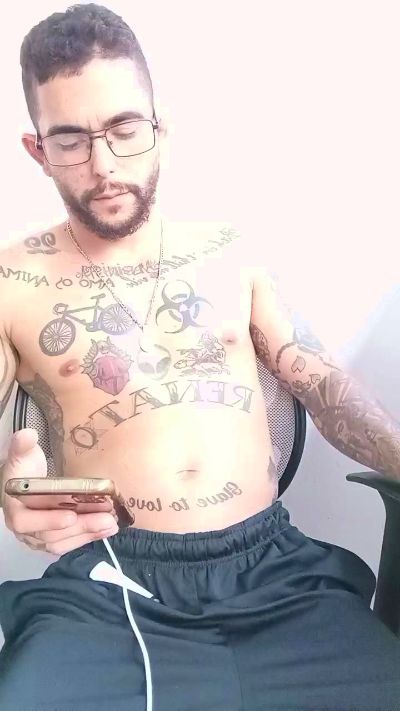 Abrahao22 live cam on Cam4