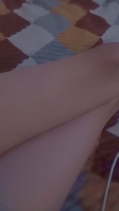 Abril1826 live cam on Cam4