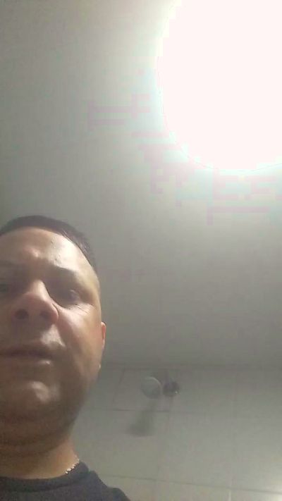 Abril1986 live cam on Cam4