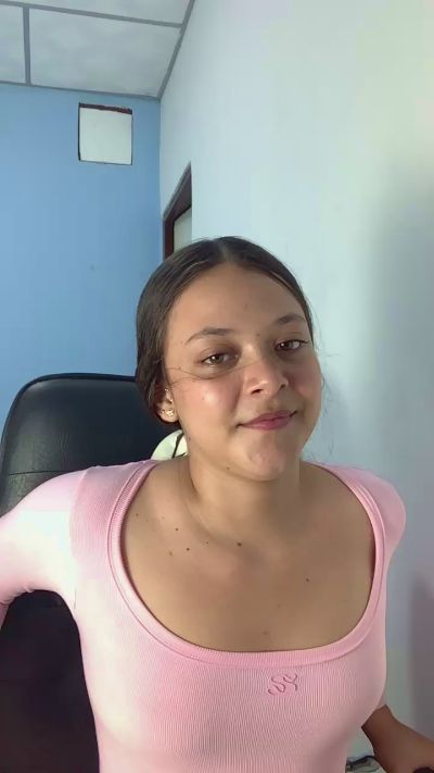Aby_777 live cam on Cam4