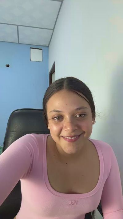 Aby_777 live cam on Cam4