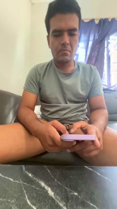 AcerRubber3 live cam on Cam4