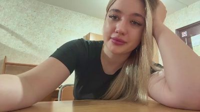 AdahSligh live cam on Cam4