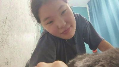 AdahTorda live cam on Cam4