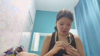 AdahTorda live cam on Cam4