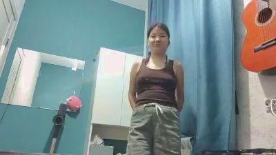 AdahTorda live cam on Cam4