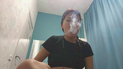 AdahTorda live cam on Cam4