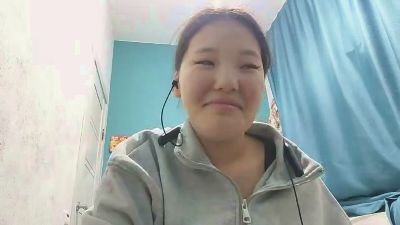 AdahTorda live cam on Cam4