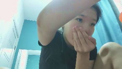 AdahTorda live cam on Cam4