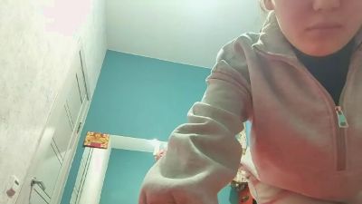 AdahTorda live cam on Cam4