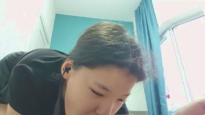 AdahTorda live cam on Cam4