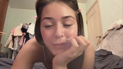 AdalineFontus live cam on Cam4