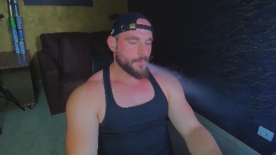 AdamJameson live cam on Cam4