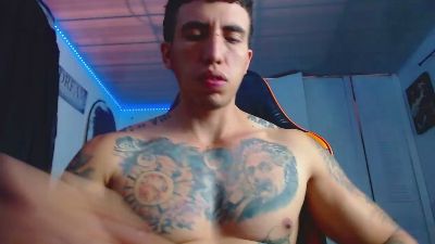 Adam_Hudsond live cam on Cam4