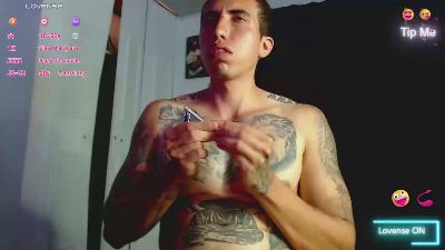 Adam_Hudsond live cam on Cam4
