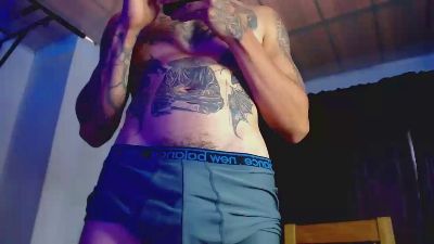 Adam_Hudsond live cam on Cam4