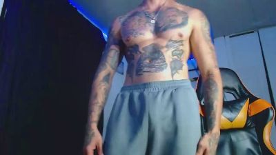 Adam_Hudsond live cam on Cam4