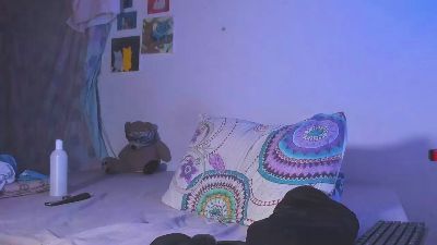 Adam_Master77 live cam on Cam4