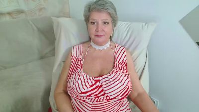 Adama4love live cam on Cam4