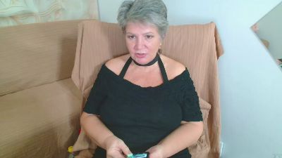 Adama4love live cam on Cam4