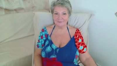 Adama4love live cam on Cam4
