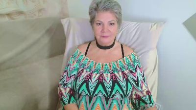 Adama4love live cam on Cam4