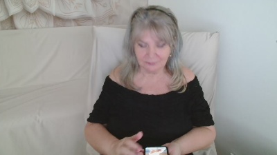 Adama4love live cam on Cam4