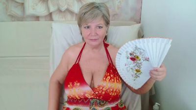 Adama4love live cam on Cam4