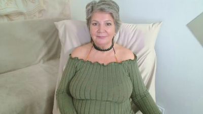 Adama4love live cam on Cam4