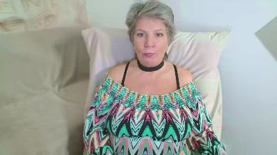 Adama4love live cam on Cam4