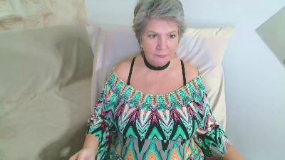 Adama4love live cam on Cam4