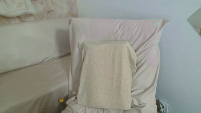 Adama4love live cam on Cam4